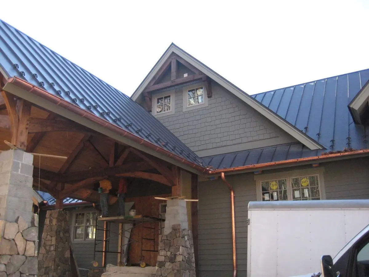 Craftsman Roofing team delivering quality roofing work in Meadow Mills